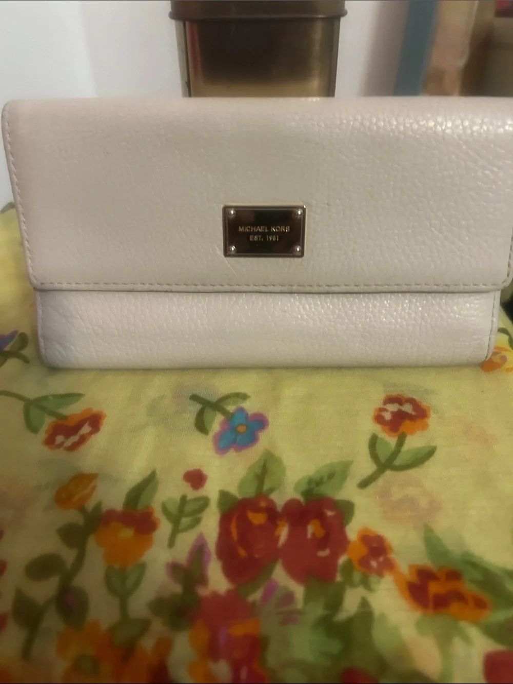Michael Kors Cream Jet Set Leather trifold travel wallet